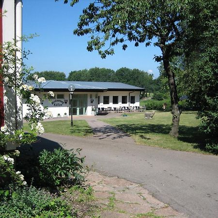 Allegarden Kastloesa Vandrarhem ภายนอก รูปภาพ